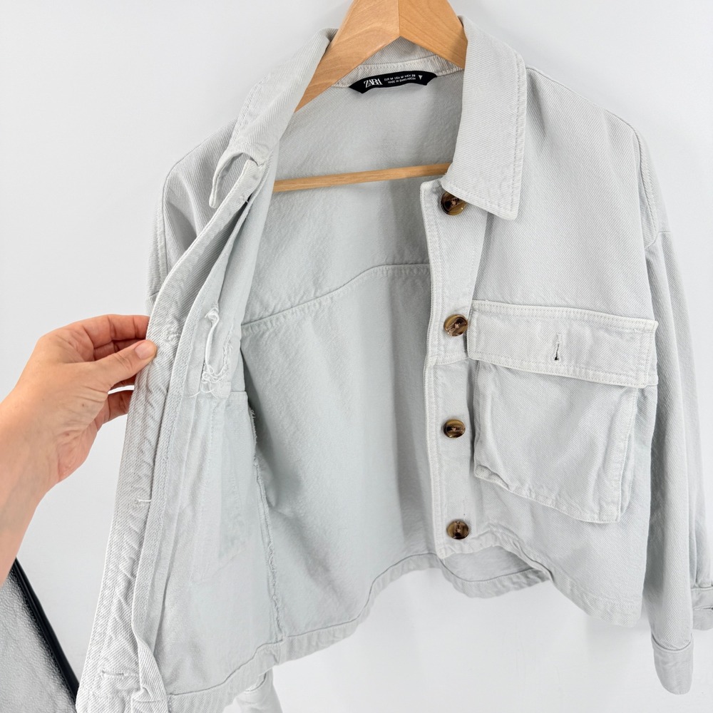 Zara Denim Jacket Light Gray Medium Cropped Utility Button Front‎ Shacket - Picture 5 of 6